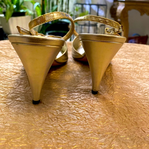 BRUNO MAGLI OPEN TOE HEELS - Picture 4 of 7